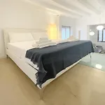Flatsharing - Collegno 3 Level Loft *