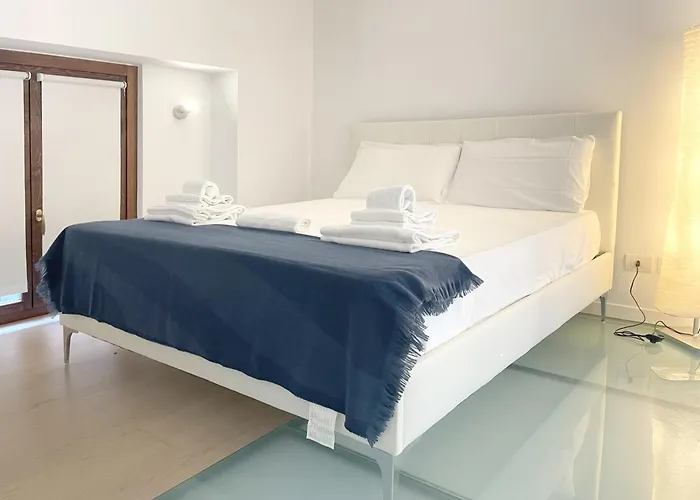 Flatsharing - Collegno 3 Level Loft 公寓 *