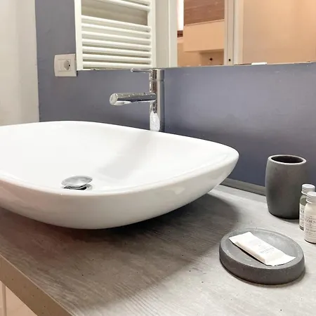 Flatsharing - Collegno 3 Level Loft *