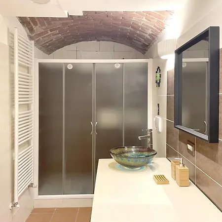 Flatsharing - Collegno 3 Level Loft Apartment